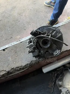Complete Hub  Isuzu Dmax 4wd