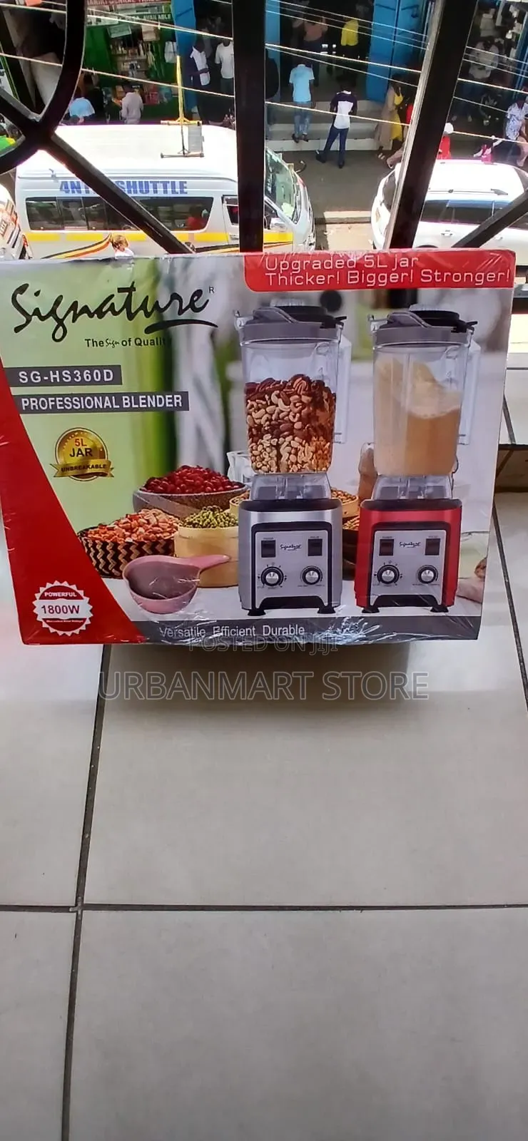Signature 5 Litres Heavy Duty Commercial Blender - Busy Activities