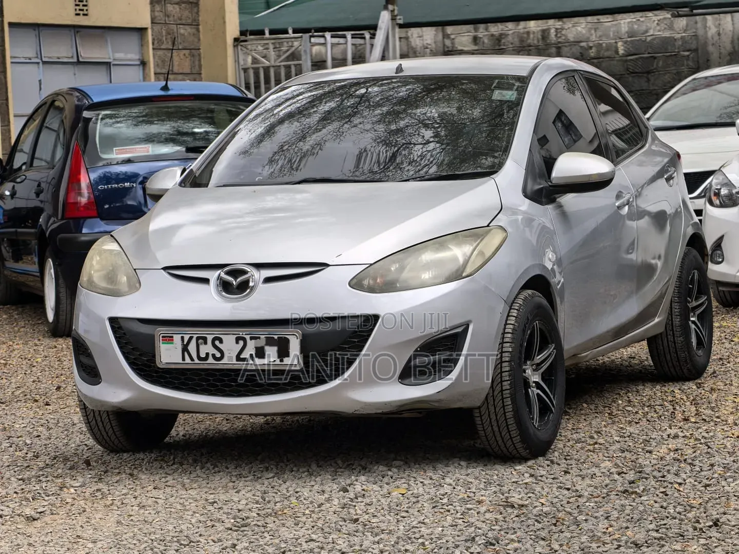 Mazda Demio 2011 Silver