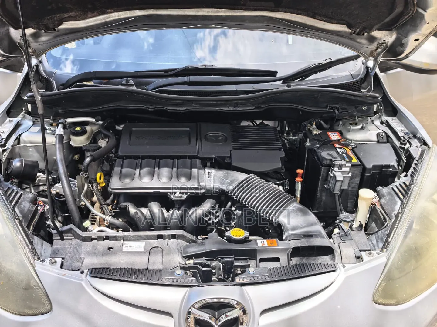 Mazda Demio 2011 Silver