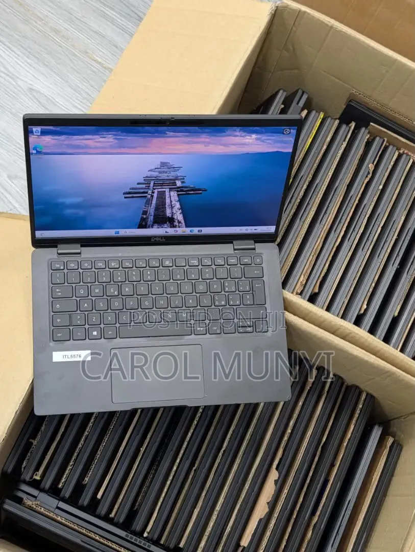 Laptop Dell Inspiron 14 Plus 7430 32GB Intel Core i7 SSD 512GB
