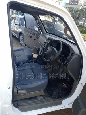 Nissan Pick-Up 2016 White