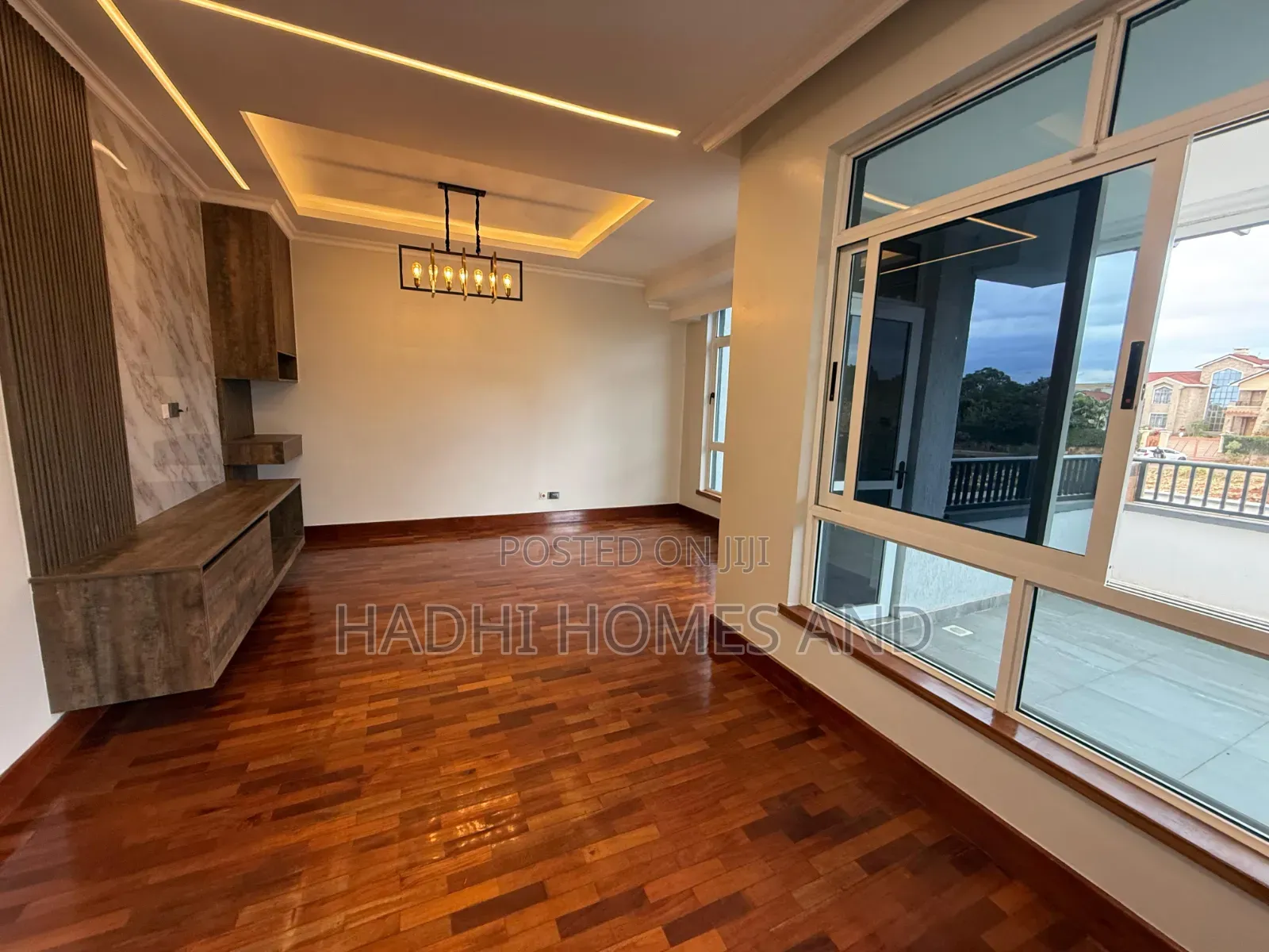 4bdrm Mansion in Tatu City, Nairobi Central for rent