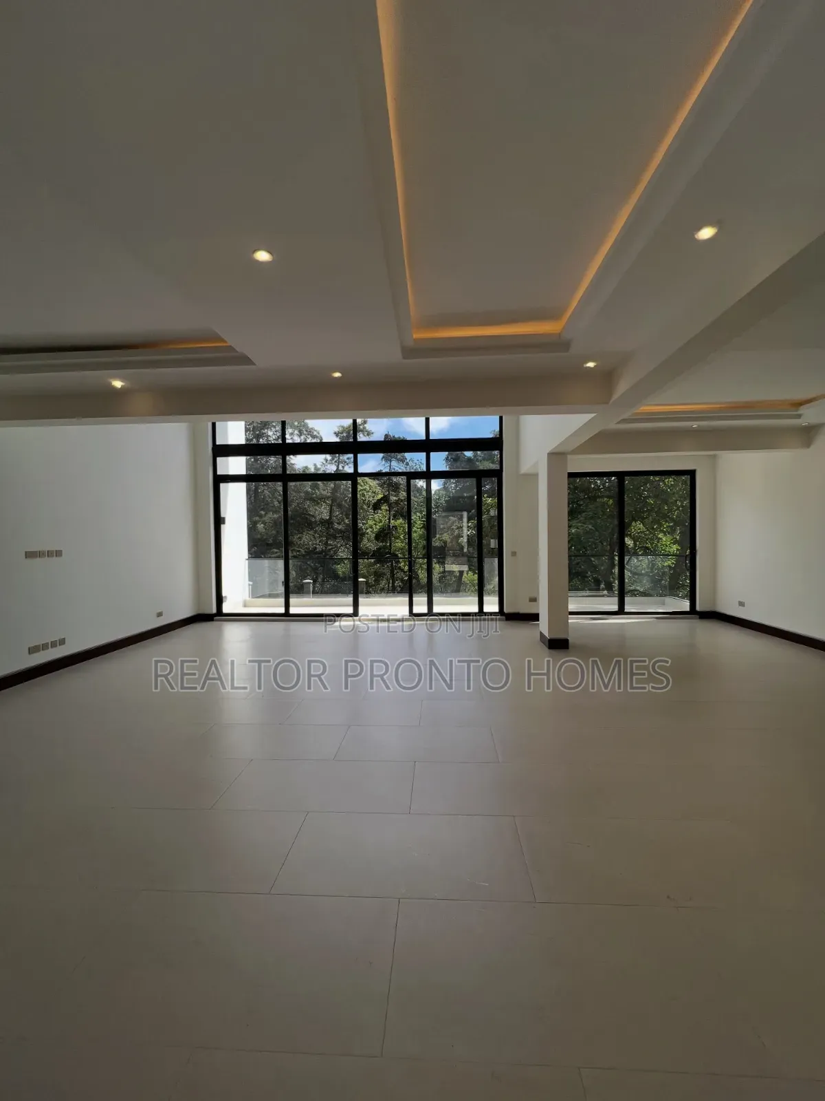 5bdrm Villa in Westlands, Spring Valley for rent