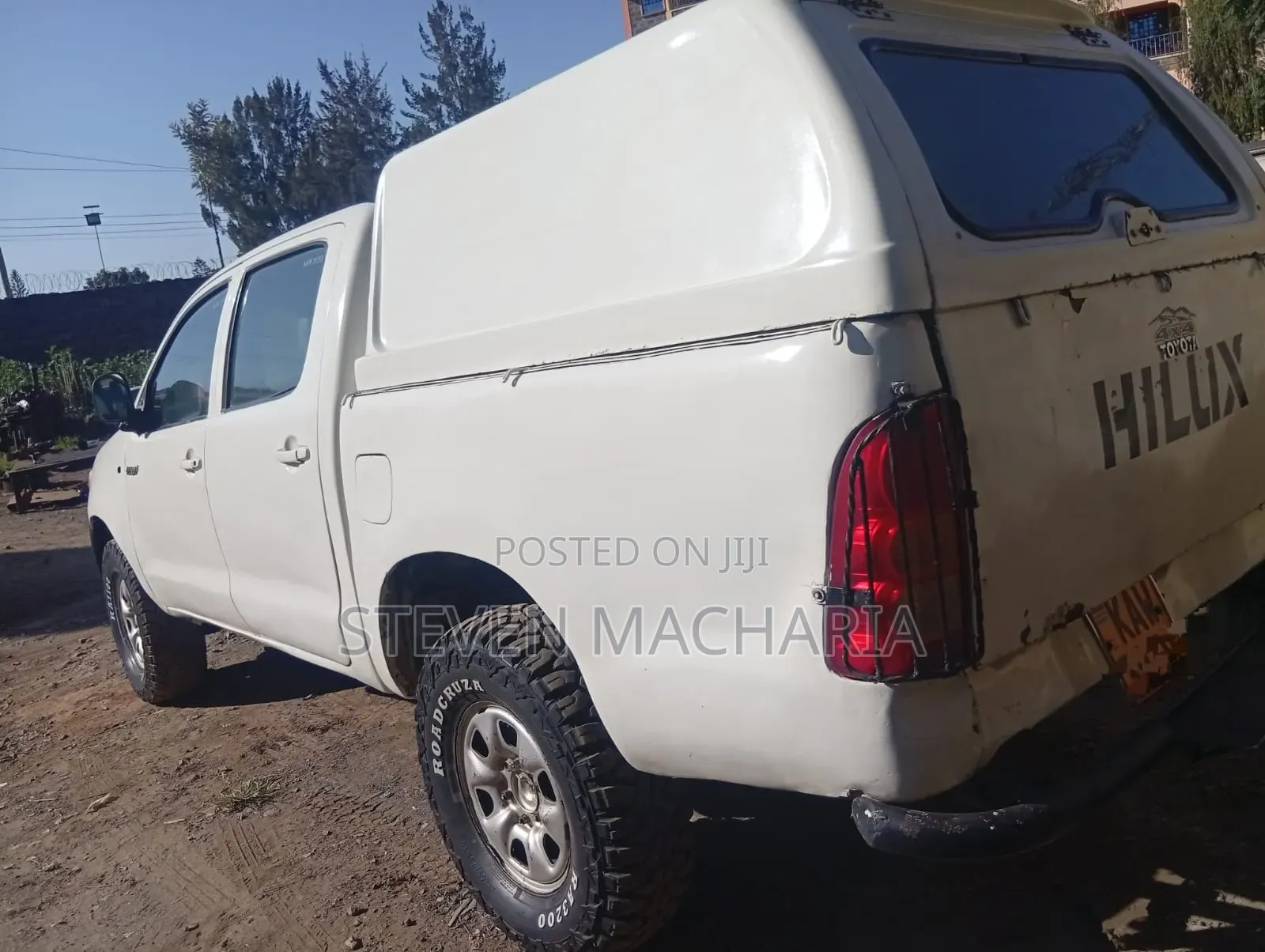 Toyota Hilux 2.5 Cab 2005 White