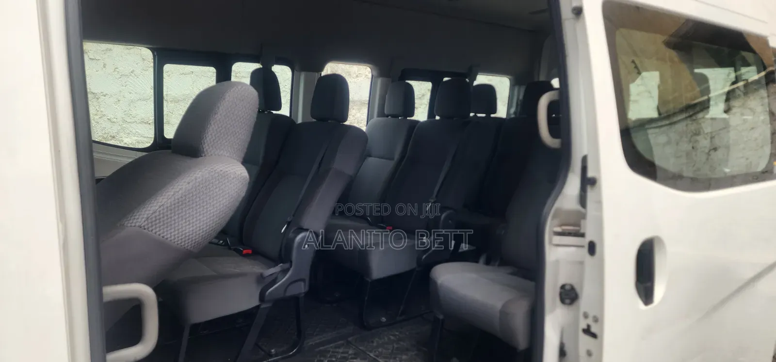 Nissan Caravan (Urvan) 2019 White