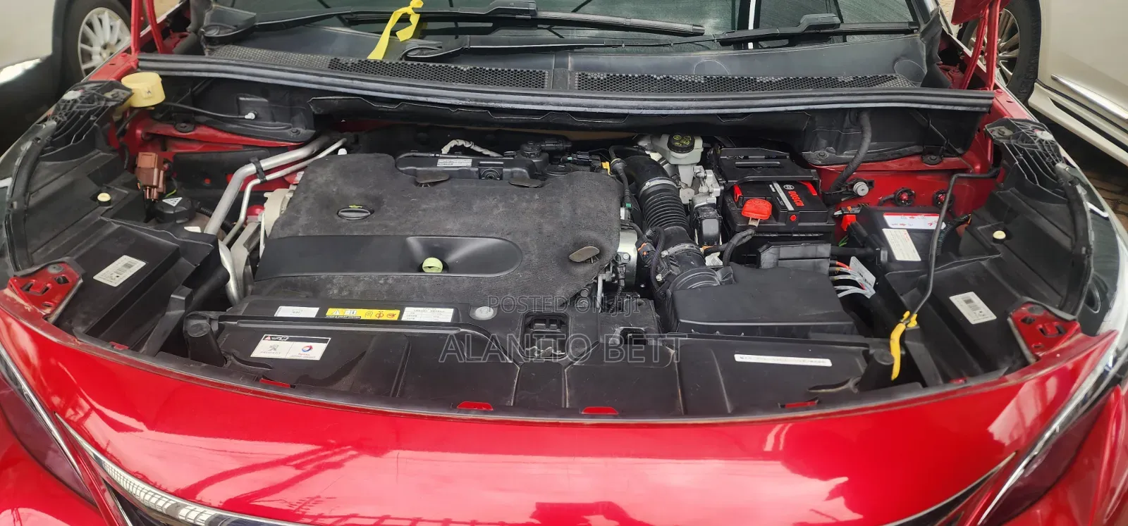 Peugeot 3008 2019 Red