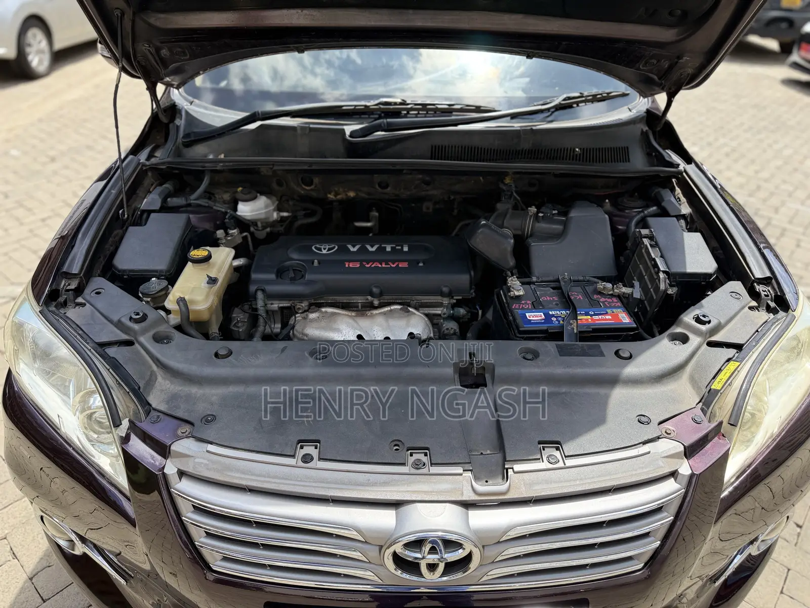 Toyota Vanguard 2011 Purple
