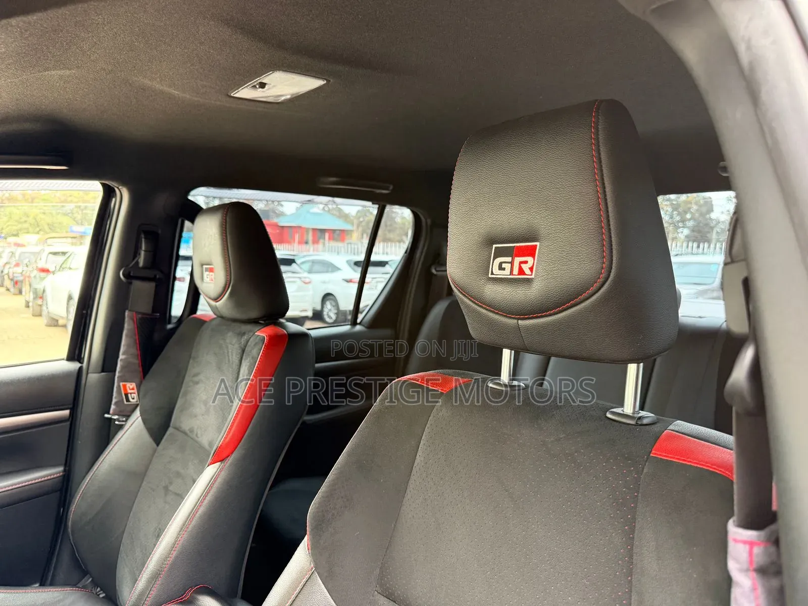 Toyota Hilux 2022 Black
