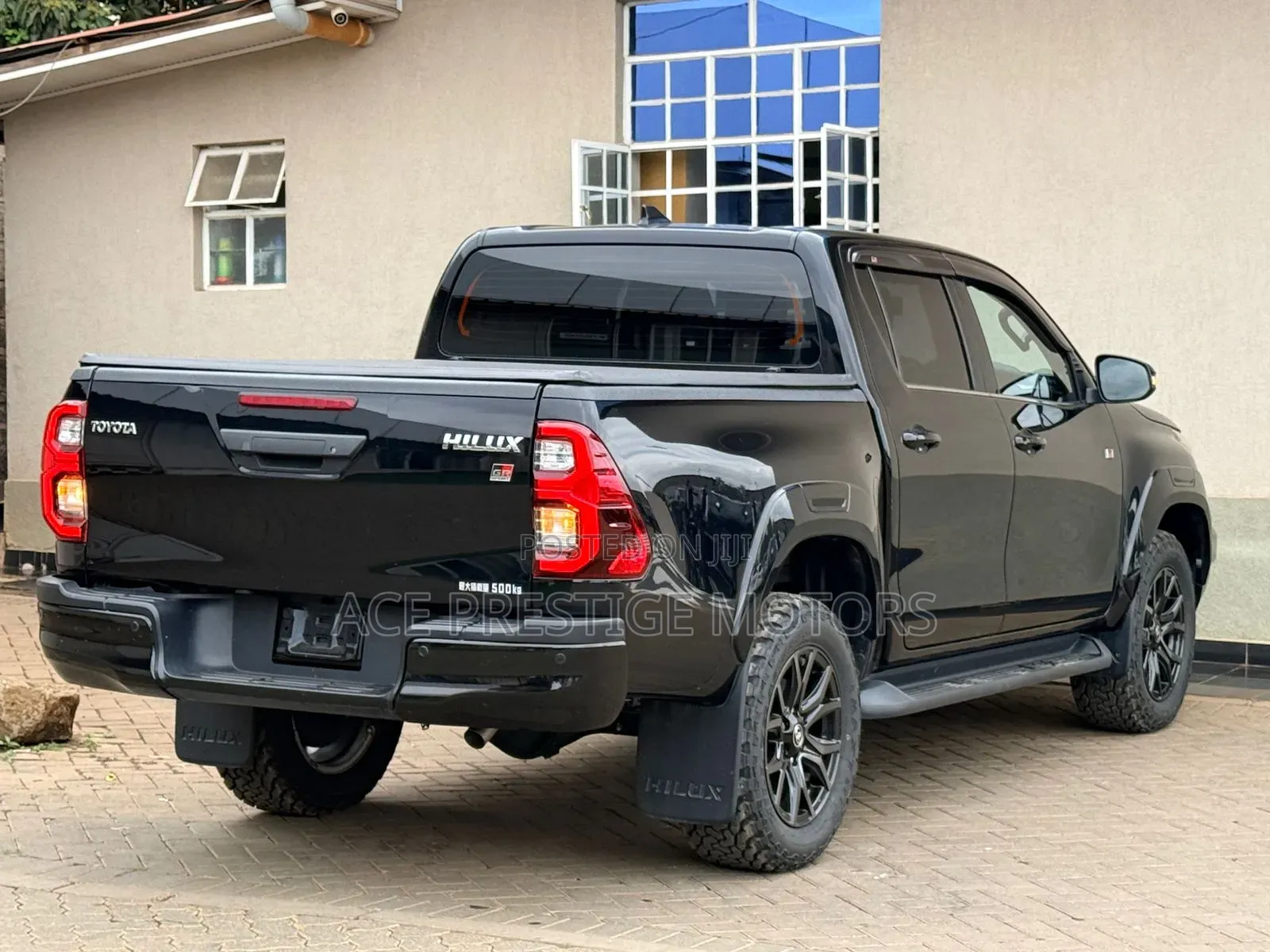 Toyota Hilux 2022 Black