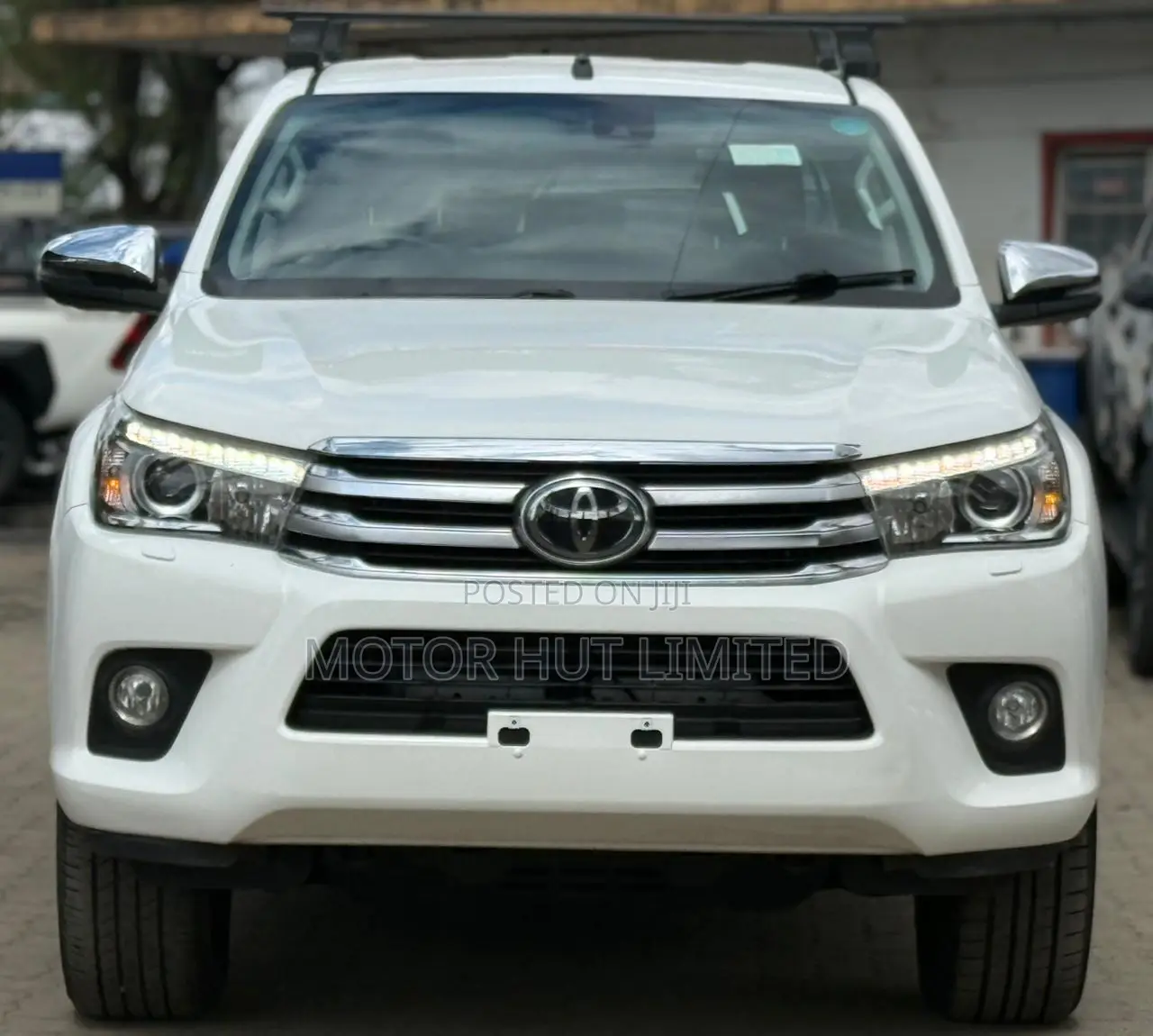 Toyota Hilux 2019 White