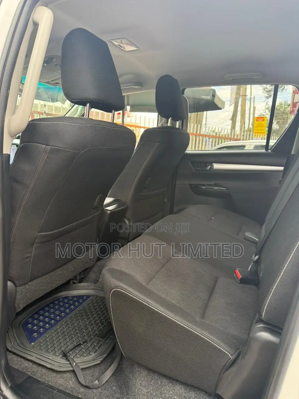 Toyota Hilux 2019 White