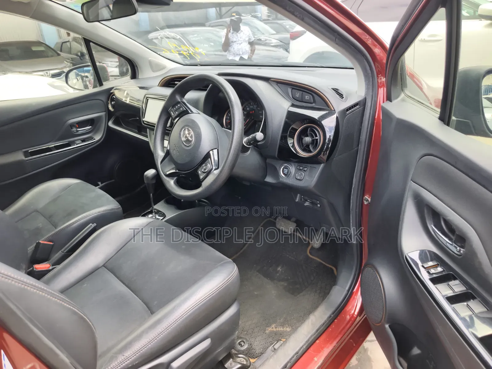 Toyota Vitz 2019 Red