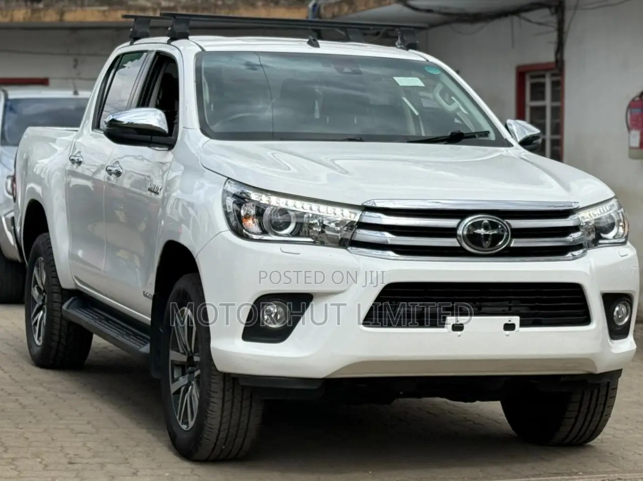 Toyota Hilux 2019 White