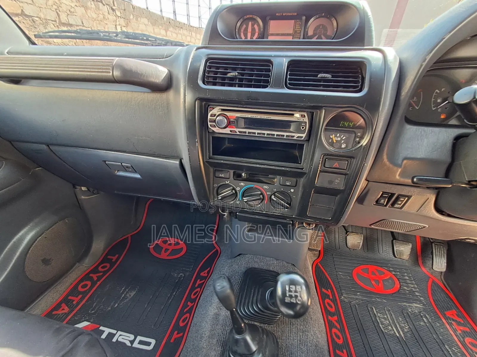 Toyota Land Cruiser Prado 2003 White