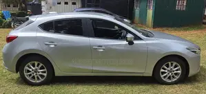 Mazda Axela 2018 Silver