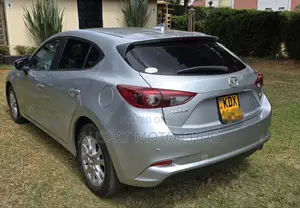 Mazda Axela 2018 Silver