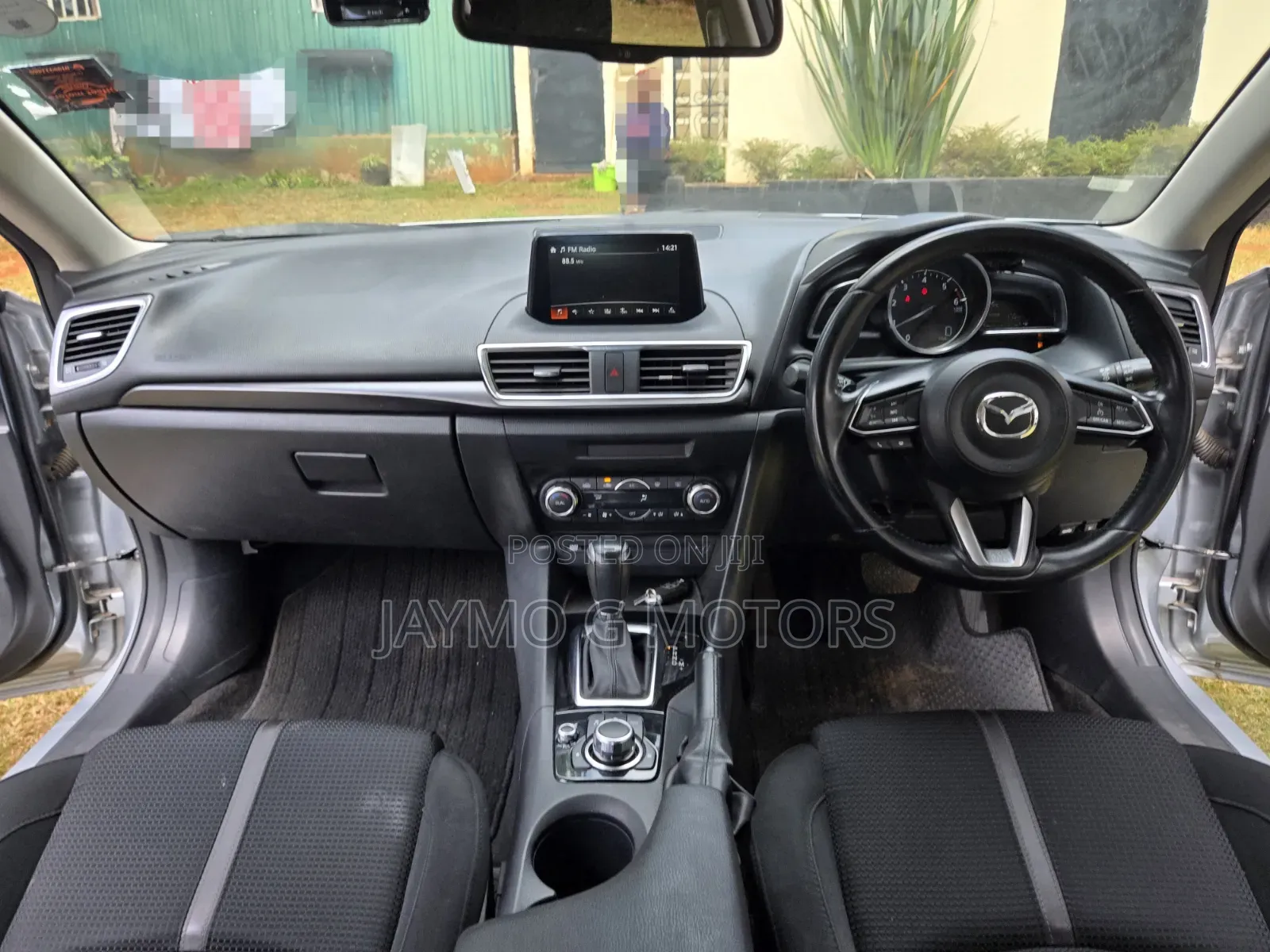 Mazda Axela 2018 Silver
