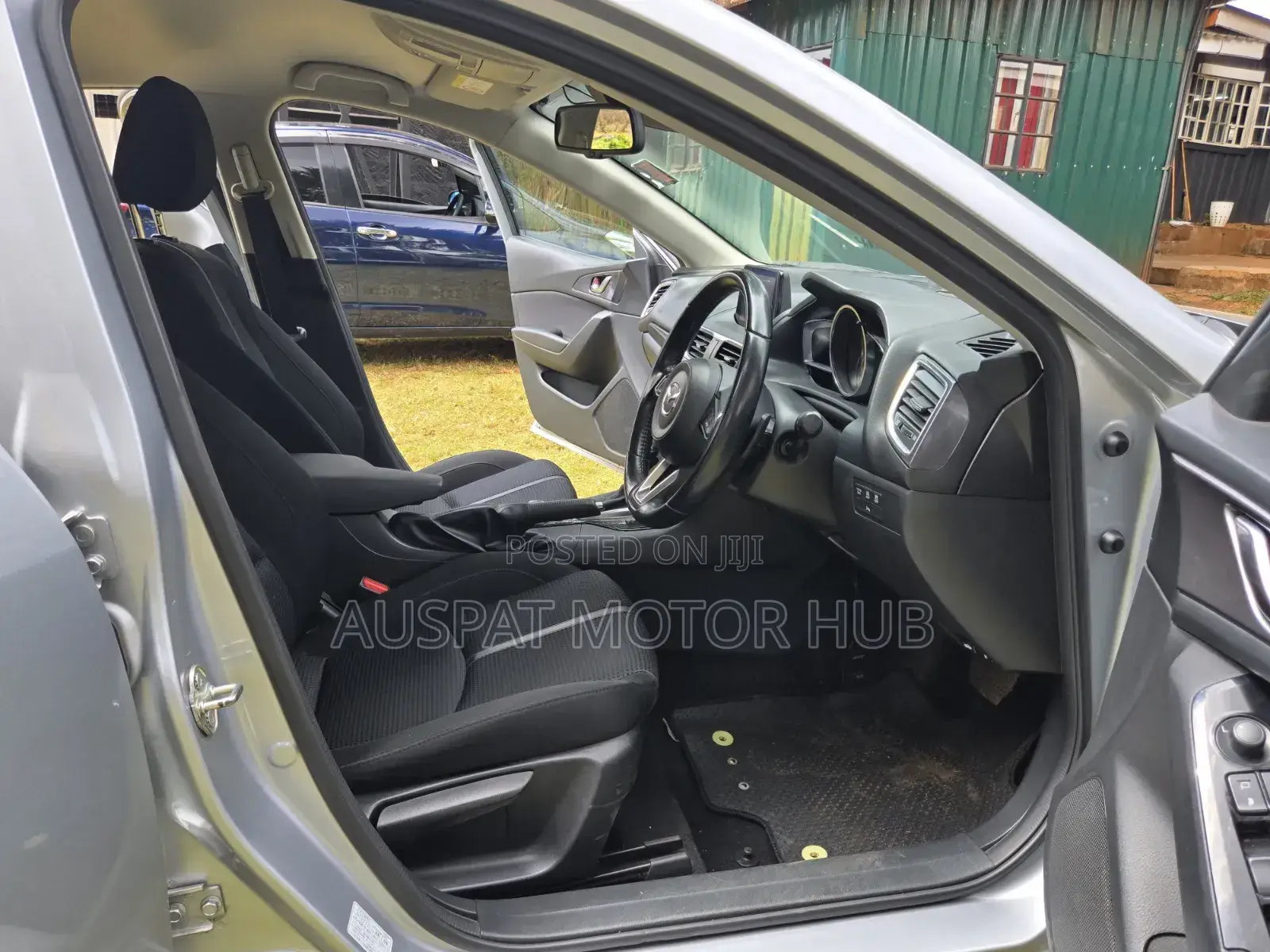 Mazda Axela 2018 Silver