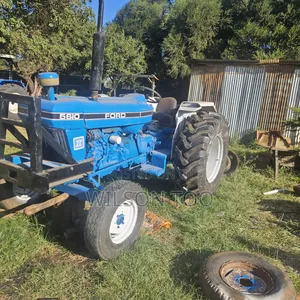 Tractor Ford 5610 Blue 2wd