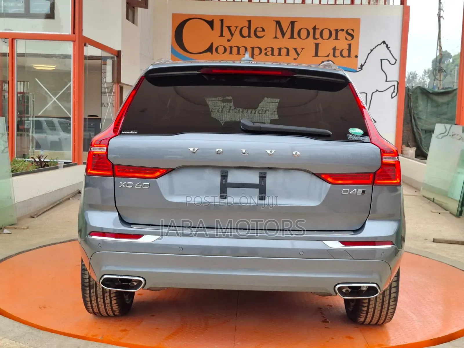 Volvo XC60 2019 Gray