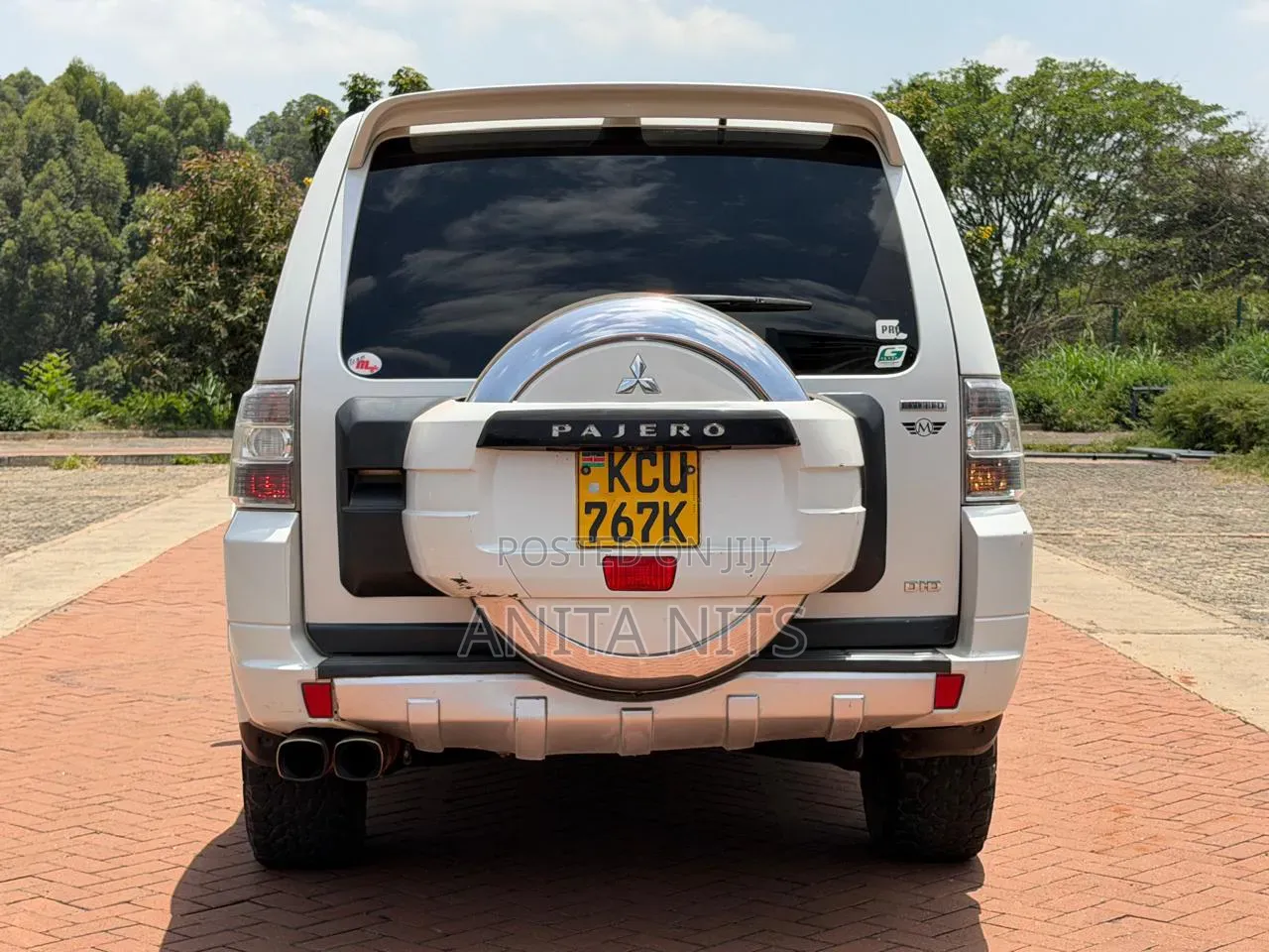 Mitsubishi Pajero 3.2 Di-Dc GLS 2012 White