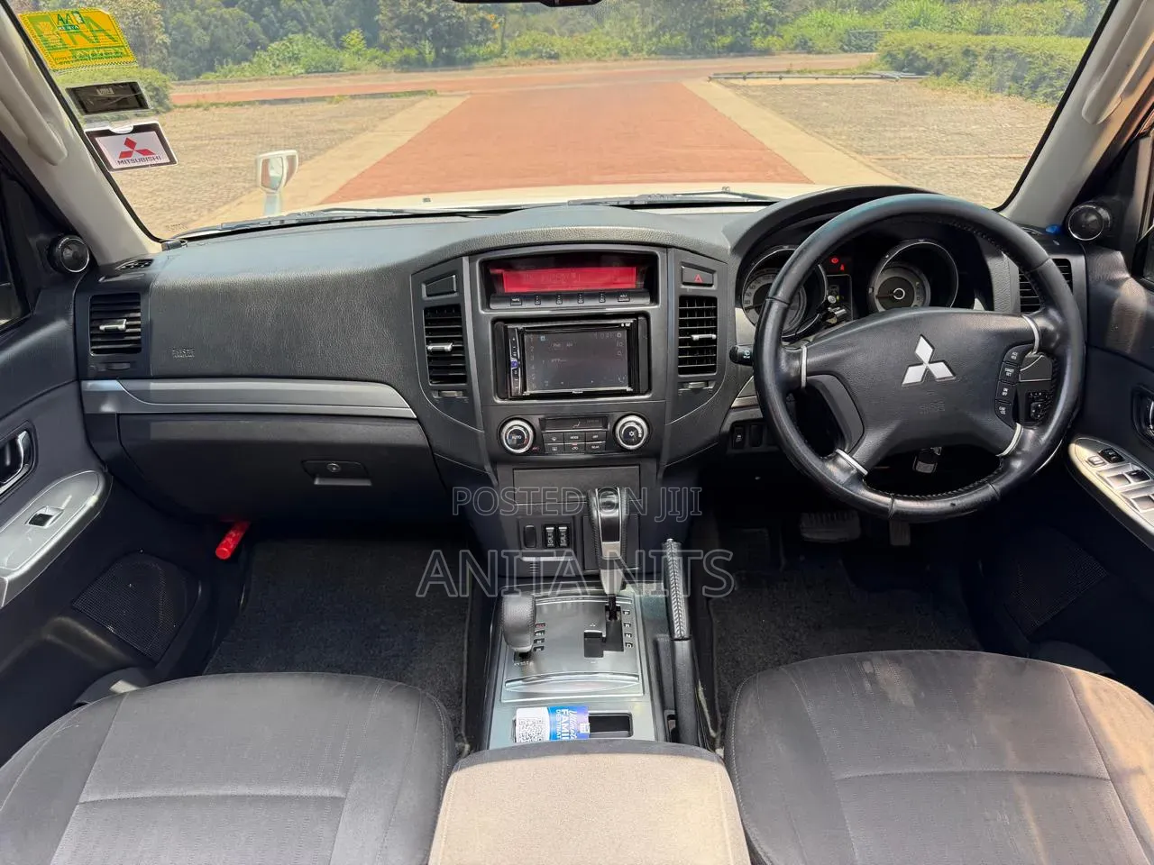 Mitsubishi Pajero 3.2 Di-Dc GLS 2012 White