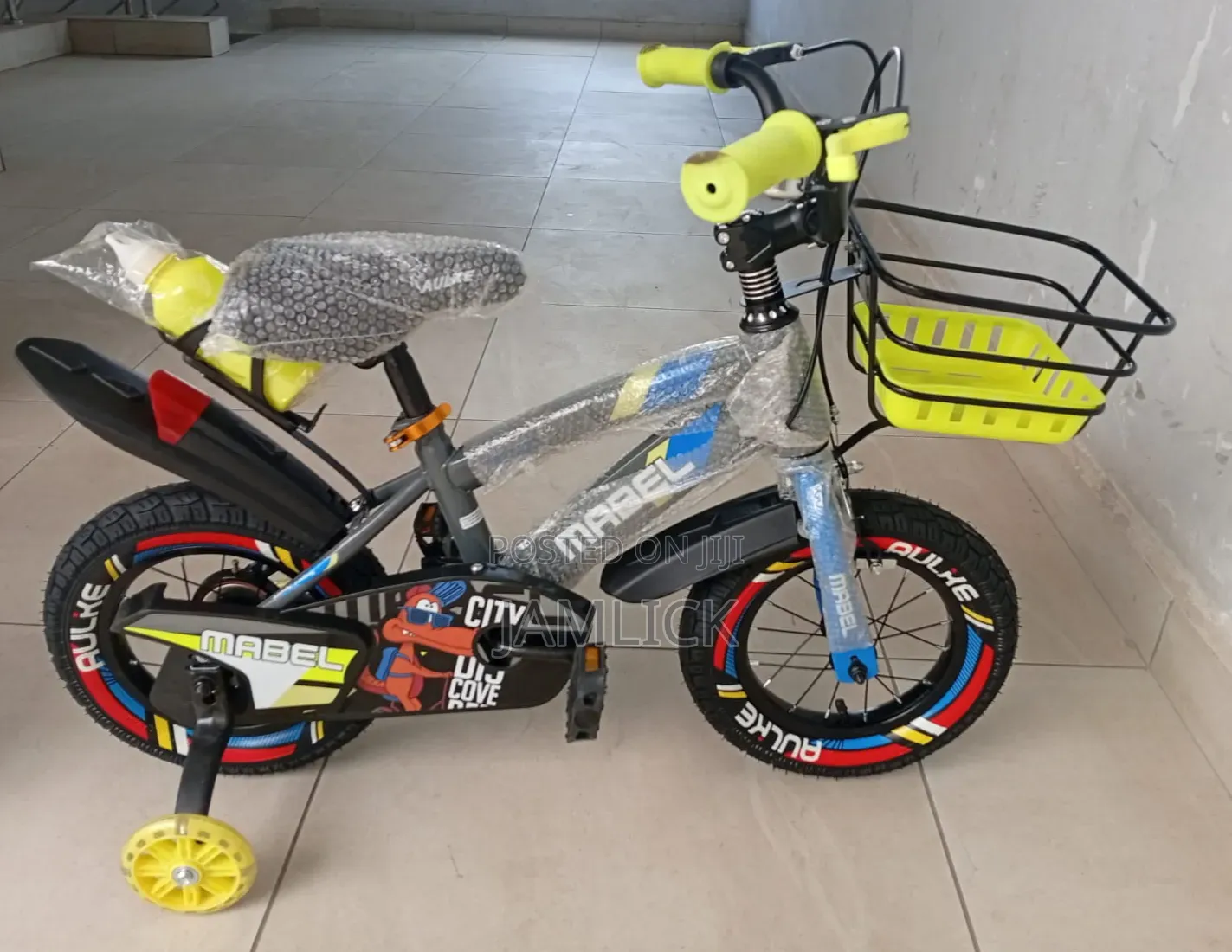 Black Mabel Size 12 Kids Bicycle — Gn