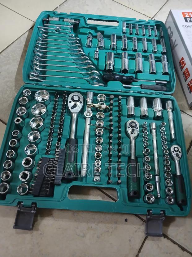 216pcs Heavy Duty Tool Set With Storage Box