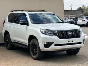 Toyota Land Cruiser Prado 2022 White
