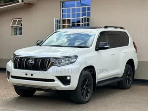 Toyota Land Cruiser Prado 2022 White