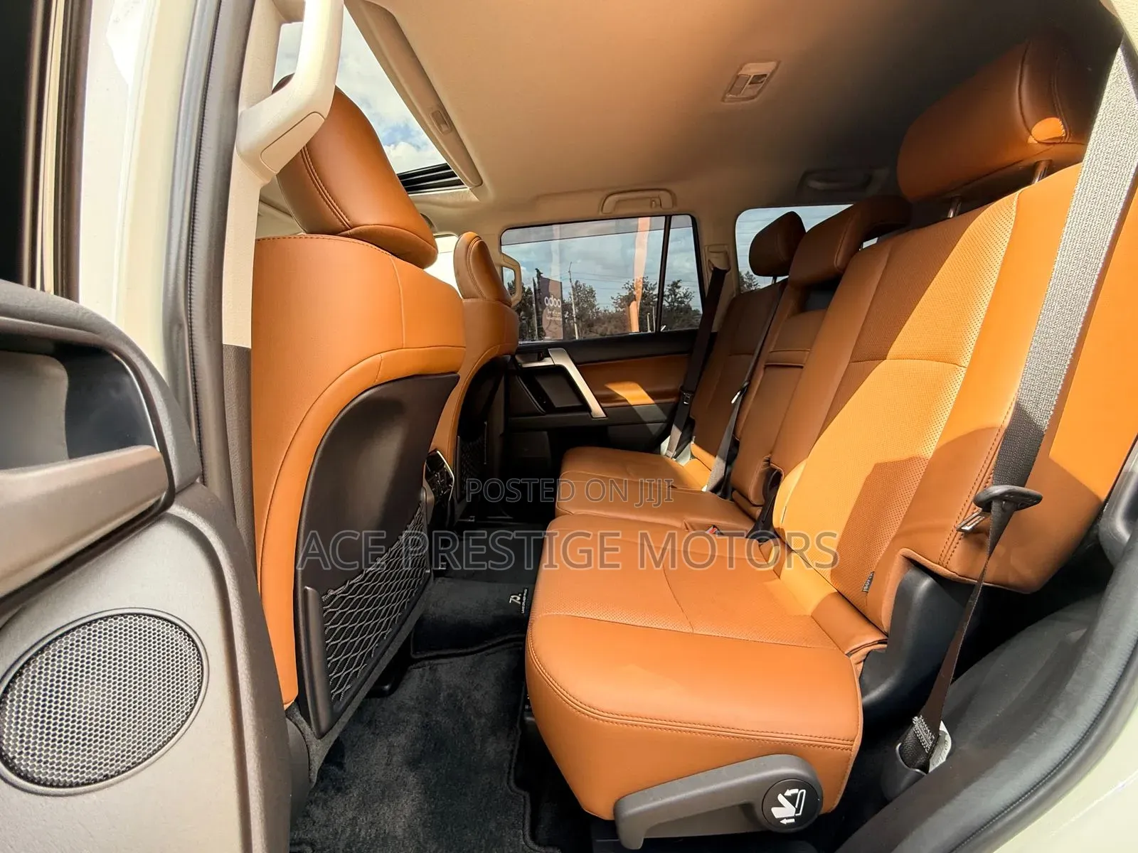 Toyota Land Cruiser Prado 2022 White