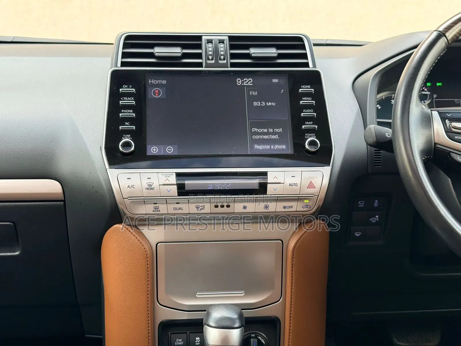 Toyota Land Cruiser Prado 2022 White