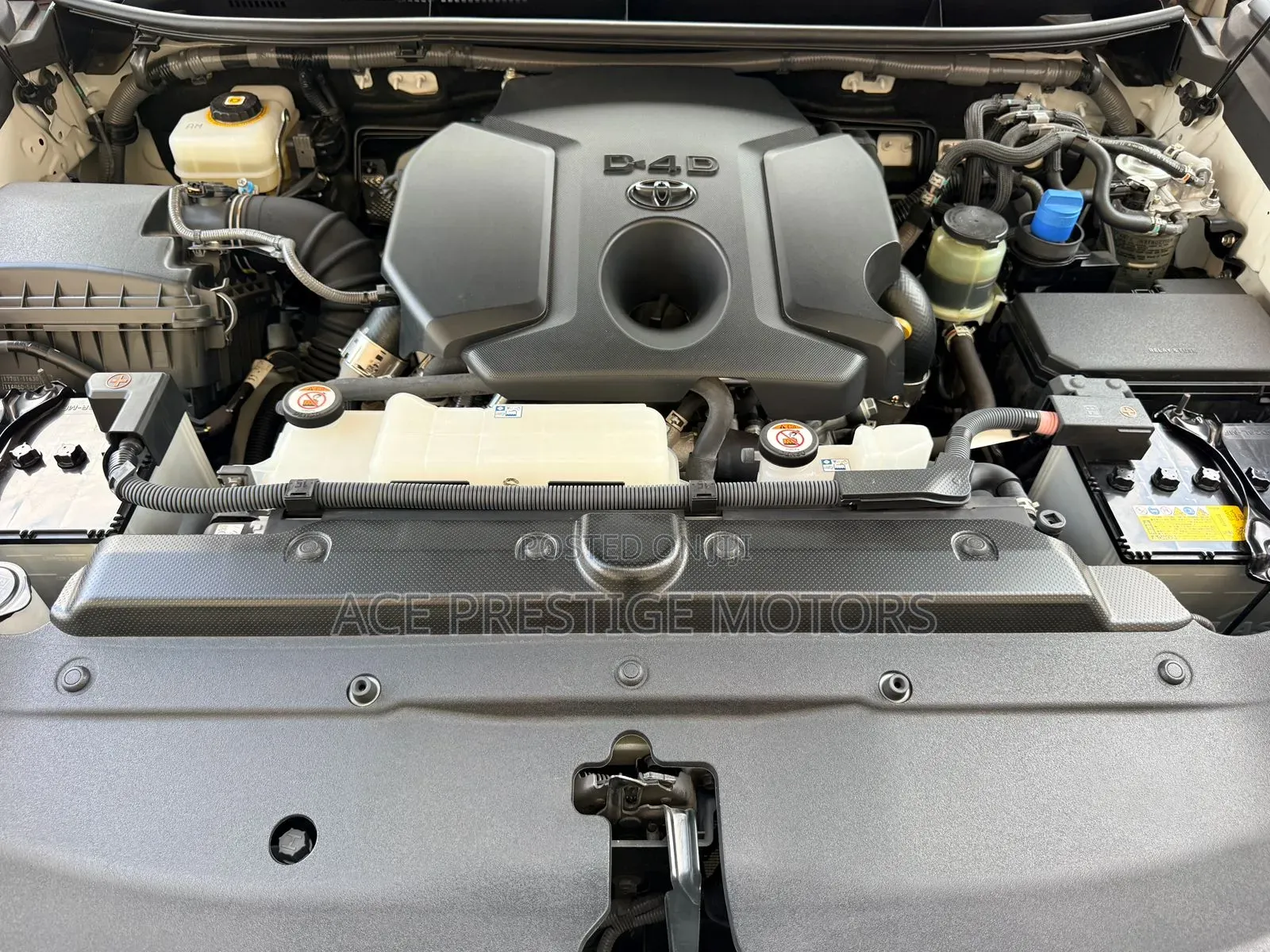 Toyota Land Cruiser Prado 2022 White