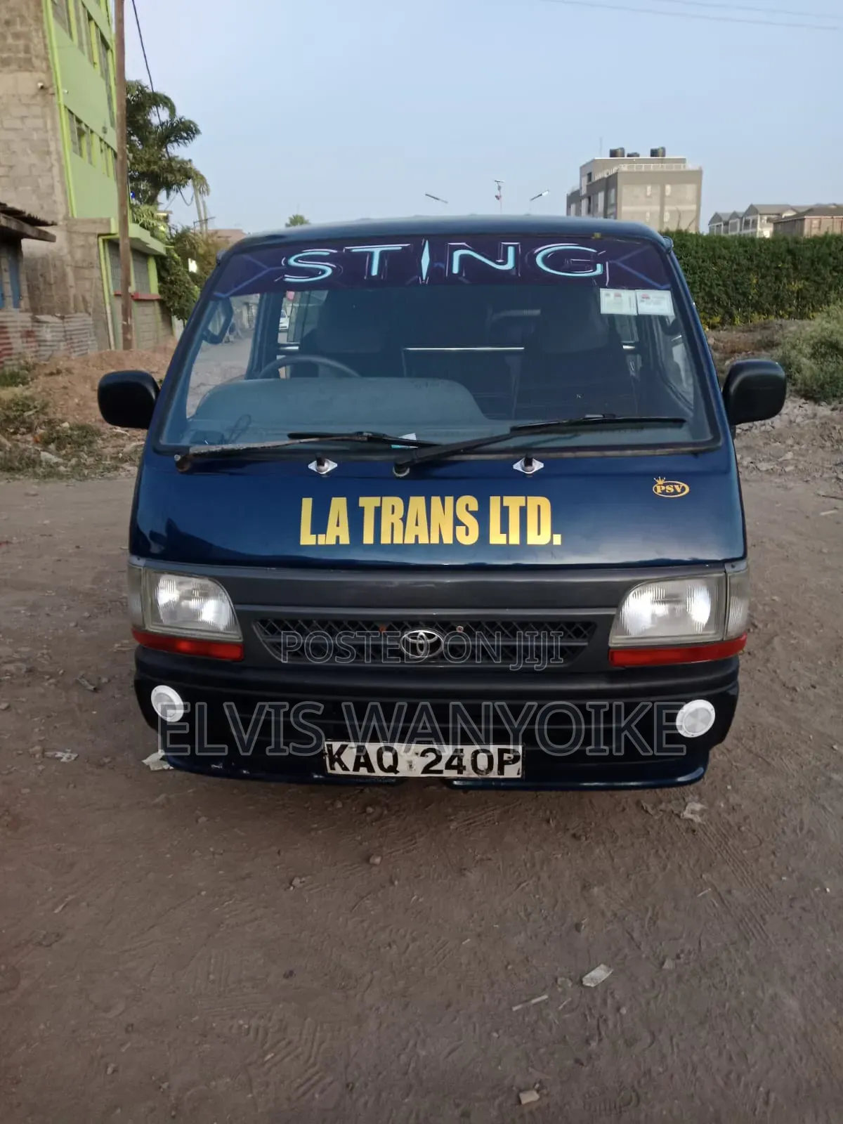 Toyota Grand HiAce 2002 Blue
