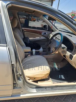 Nissan Bluebird 2003 Gold
