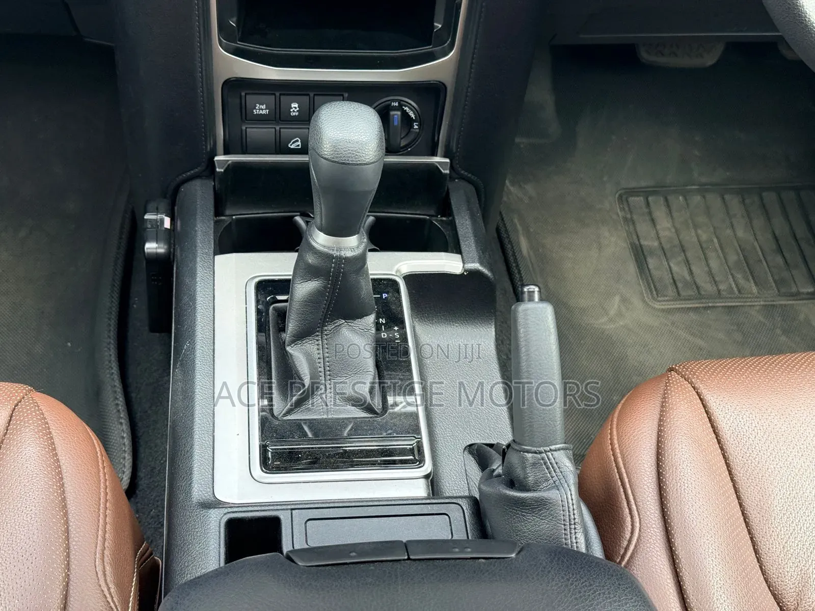 Toyota Land Cruiser Prado 2021 White