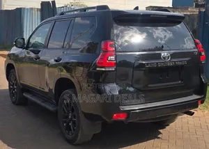 Toyota Land Cruiser 2021 Black