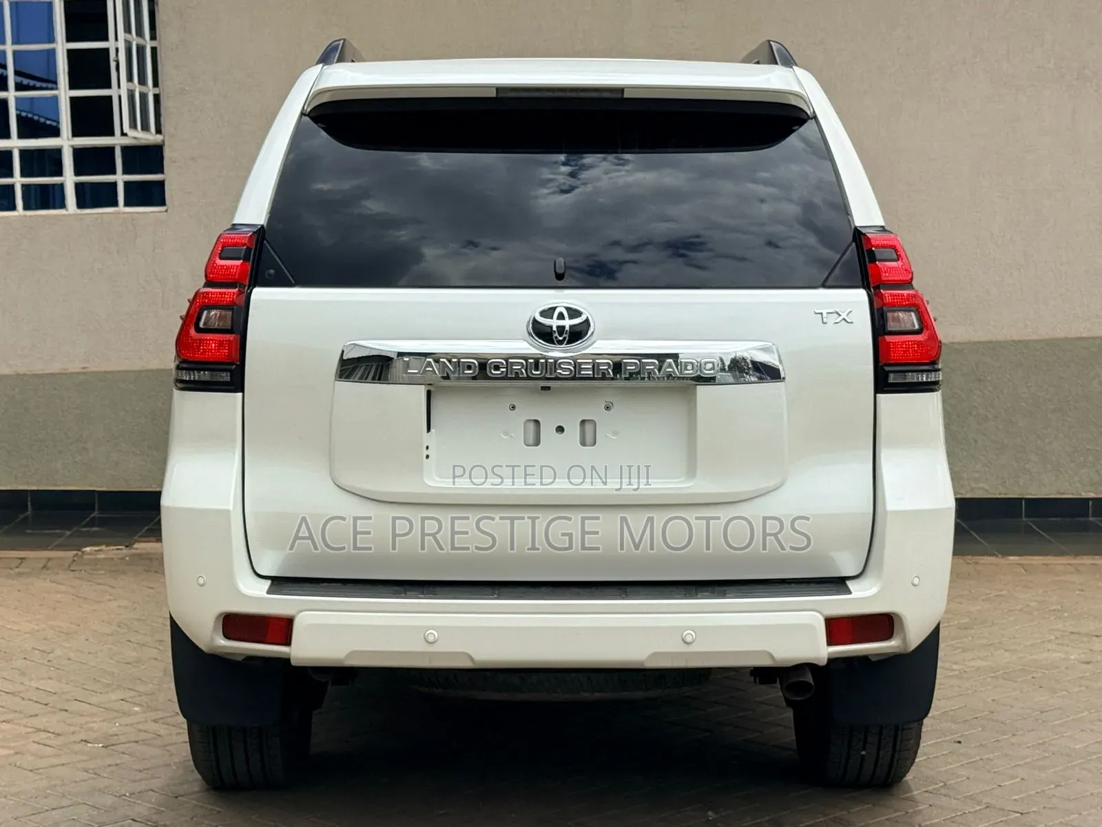 Toyota Land Cruiser Prado 2021 White