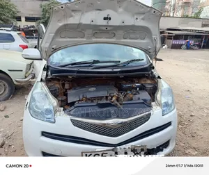 Toyota Ractis 2009 White