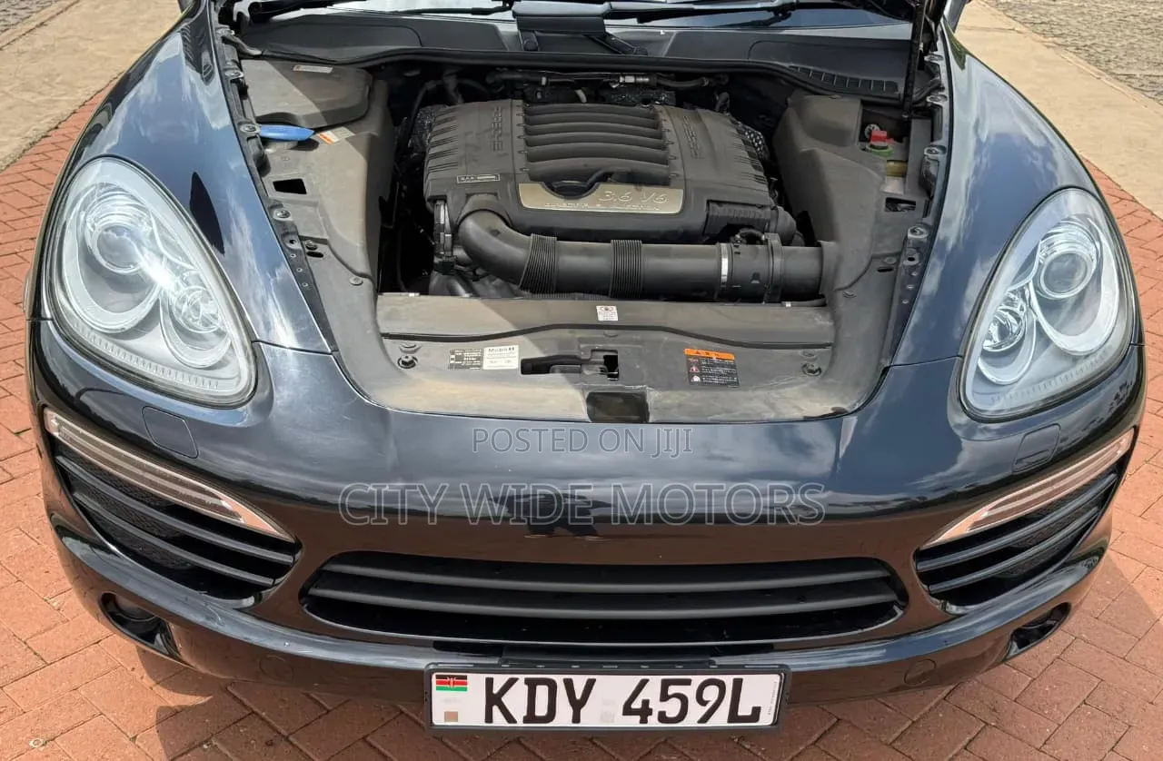 Porsche Cayenne 2014 Black