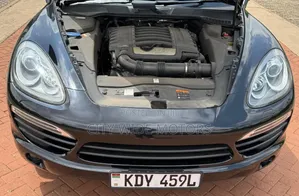 Porsche Cayenne 2014 Black