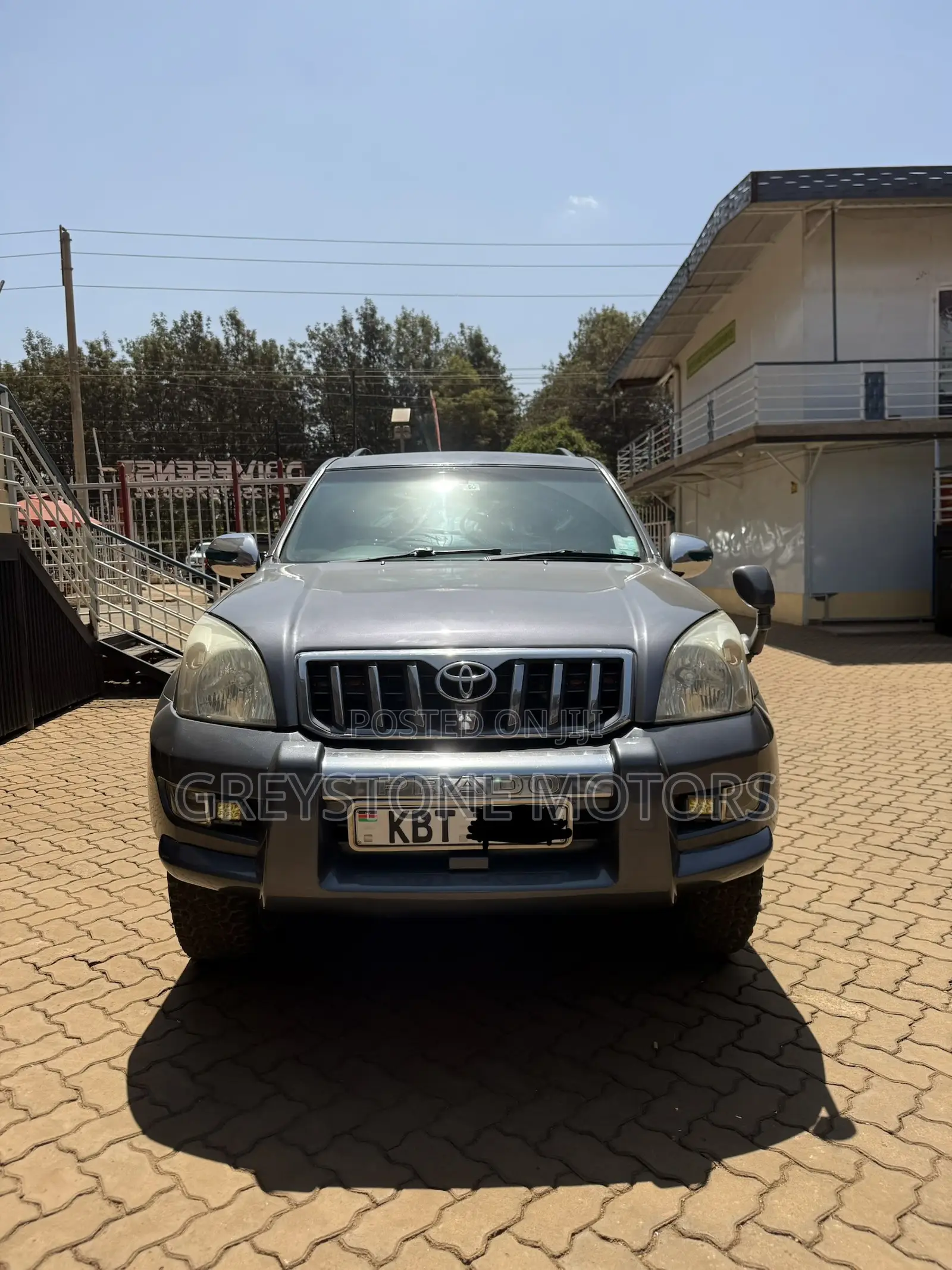 Toyota Land Cruiser Prado 3.0 D-4D 5dr 2005 Gray