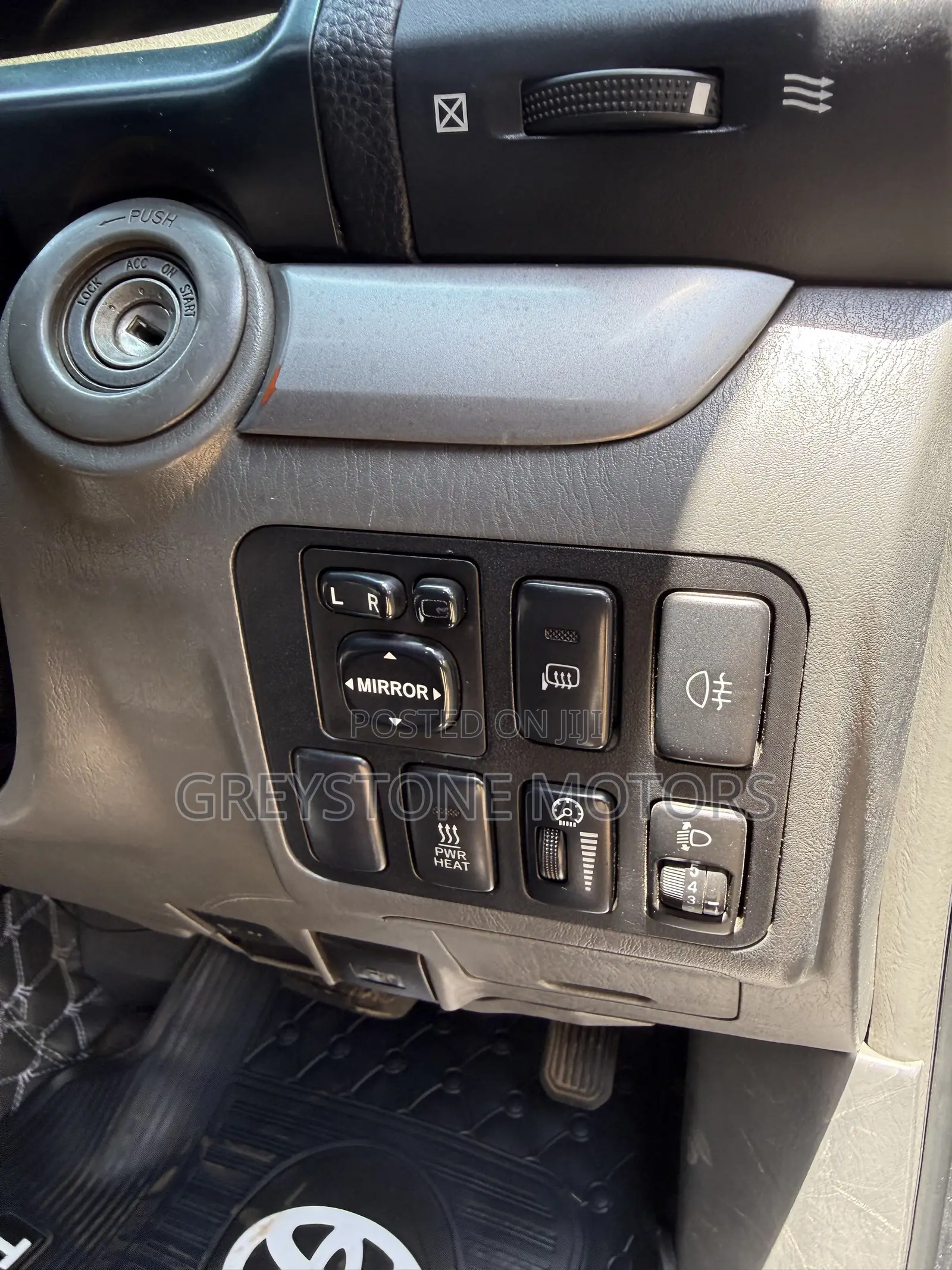 Toyota Land Cruiser Prado 3.0 D-4D 5dr 2005 Gray