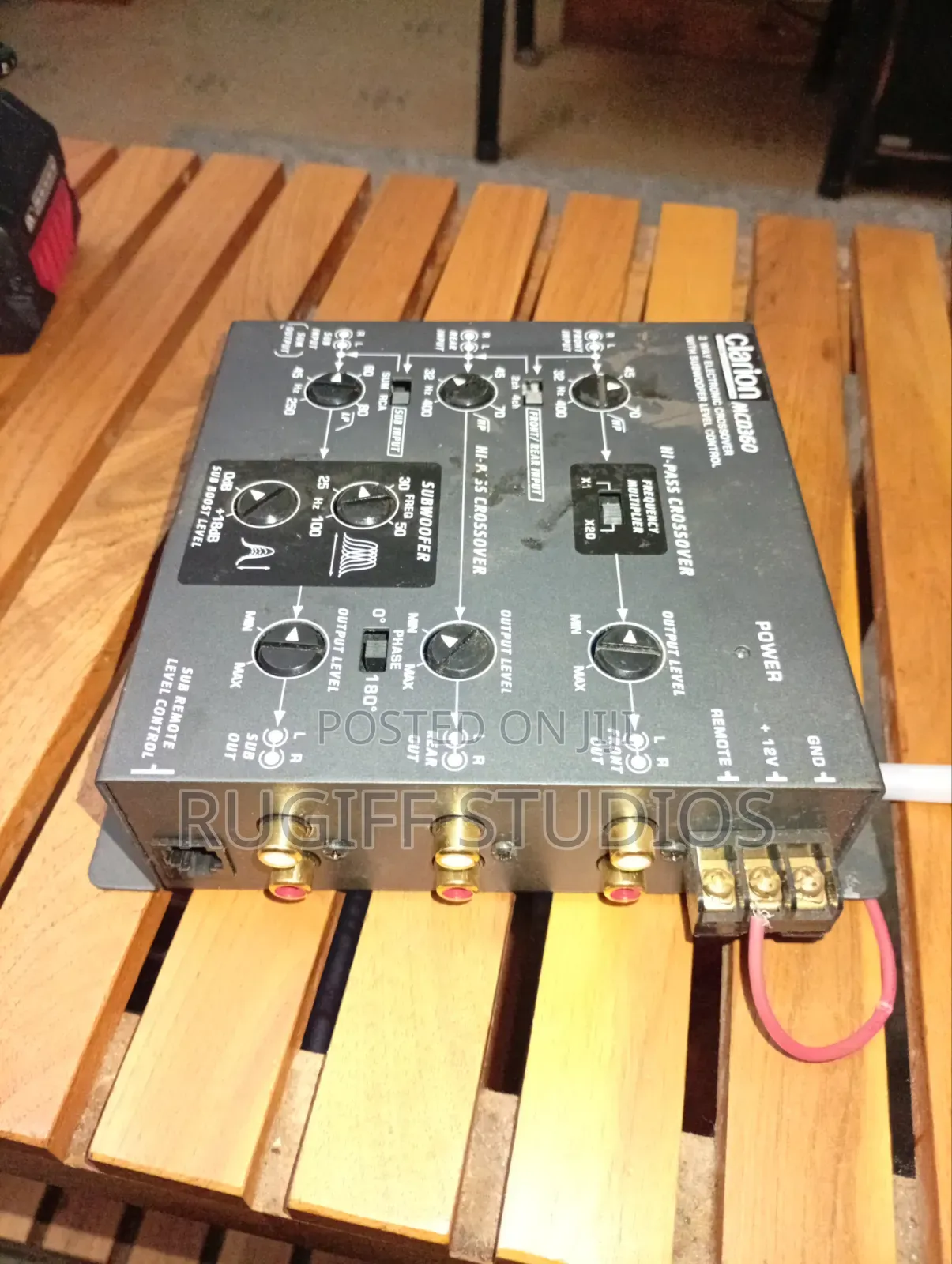 Clarion 3way Crossover