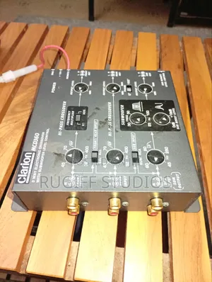 Clarion 3way Crossover