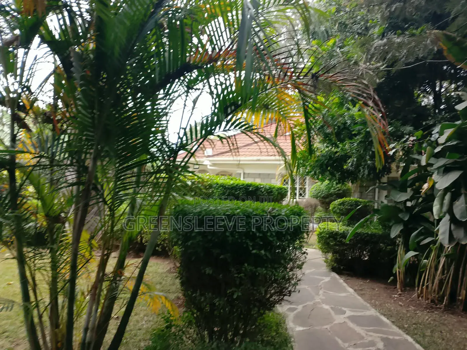 3bdrm Bungalow in Karen for rent