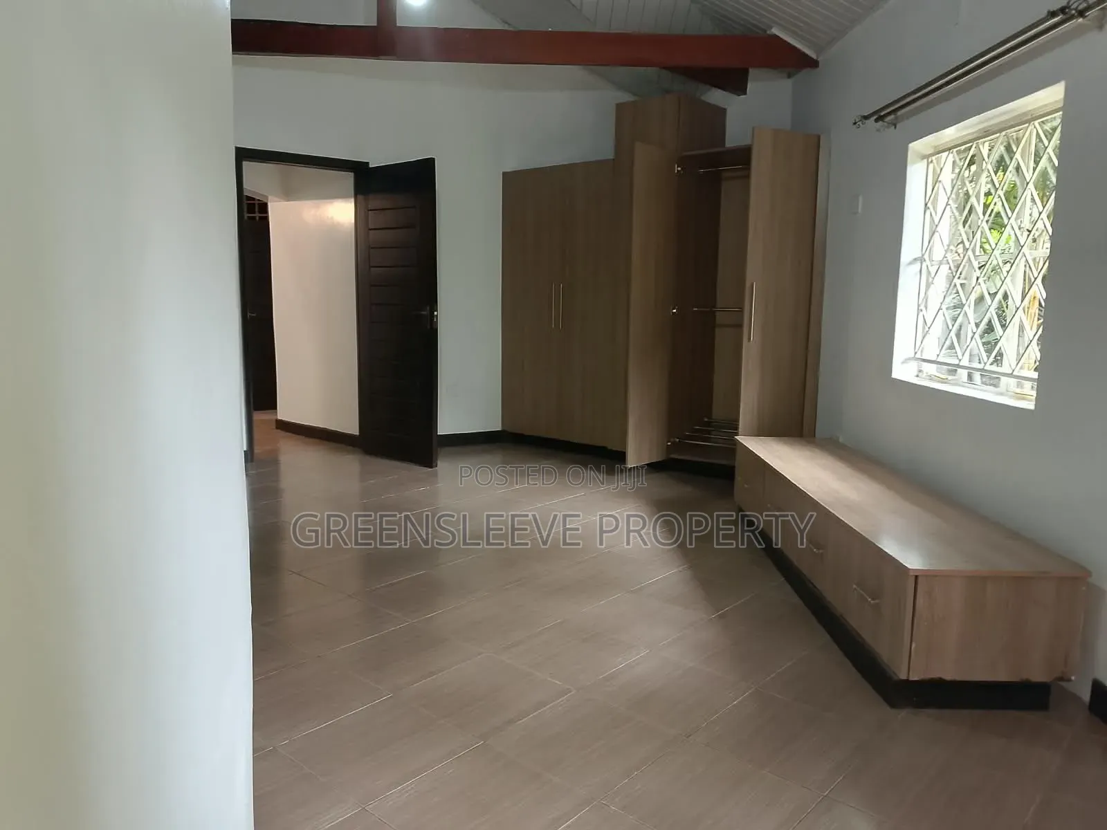 3bdrm Bungalow in Karen for rent