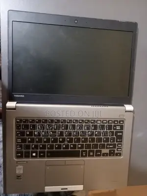 Laptop Toshiba Portege R30 4GB Intel Core i5 SSD 128GB