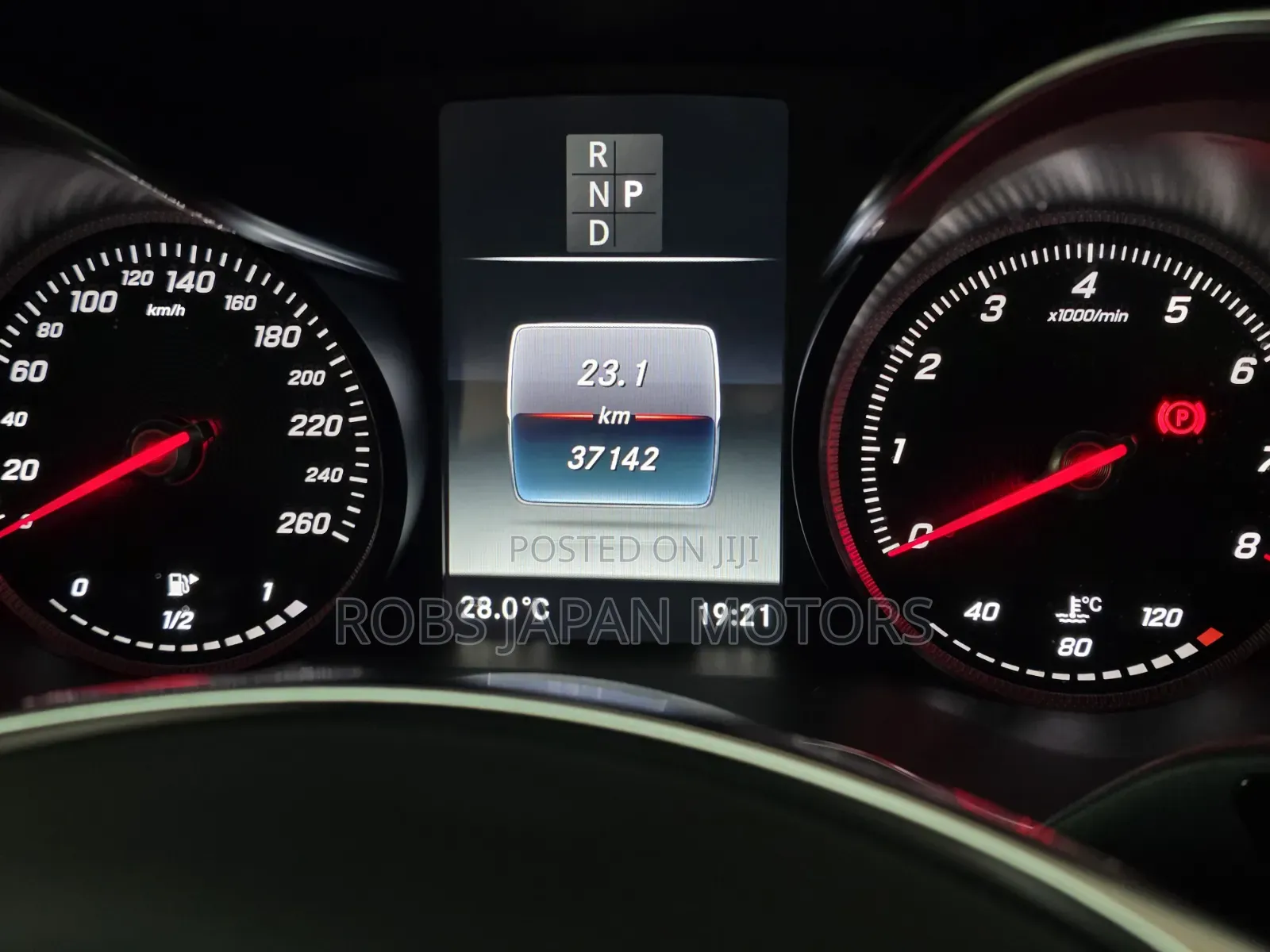 Mercedes-Benz C200 2018 Blue